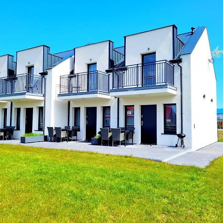 Domki Apartamentowe Italia Karwia Exteriör bild