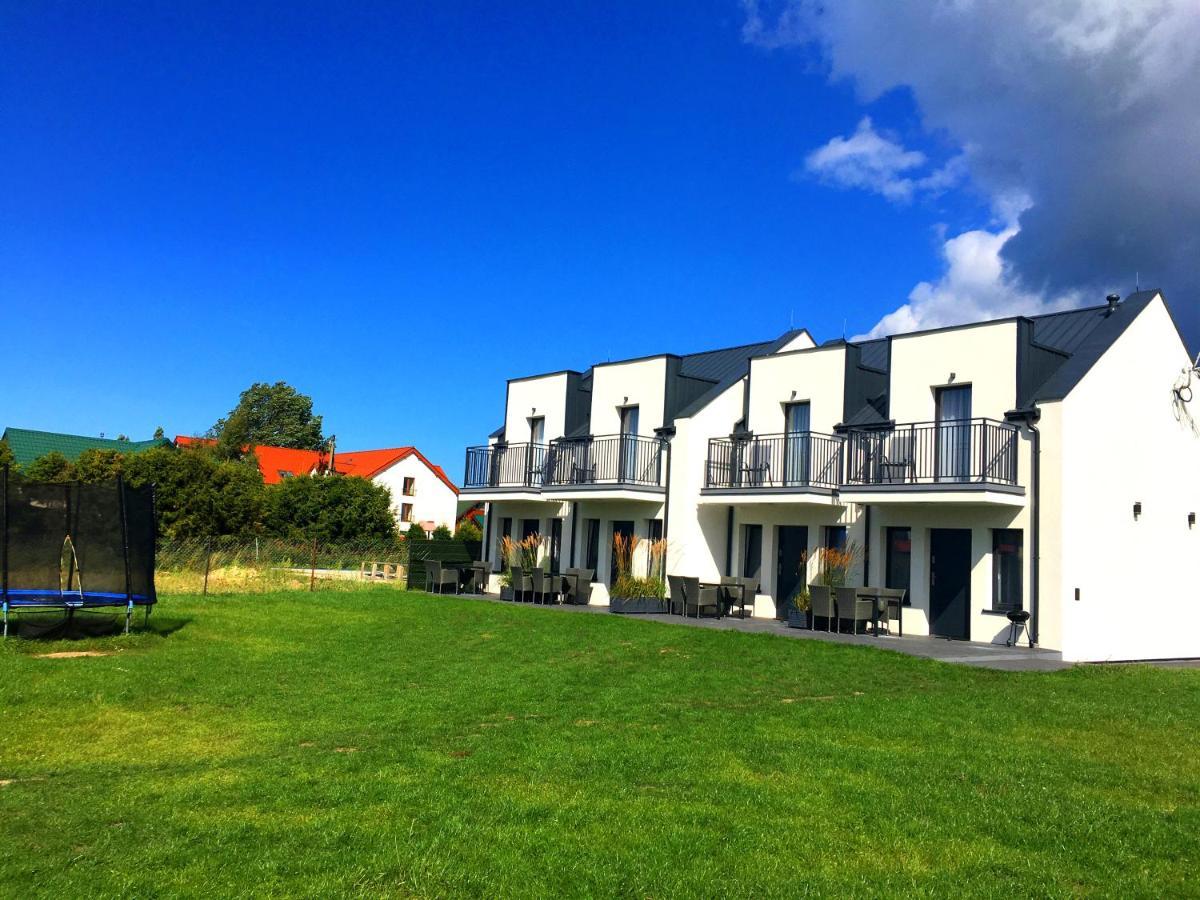 Domki Apartamentowe Italia Karwia Exteriör bild